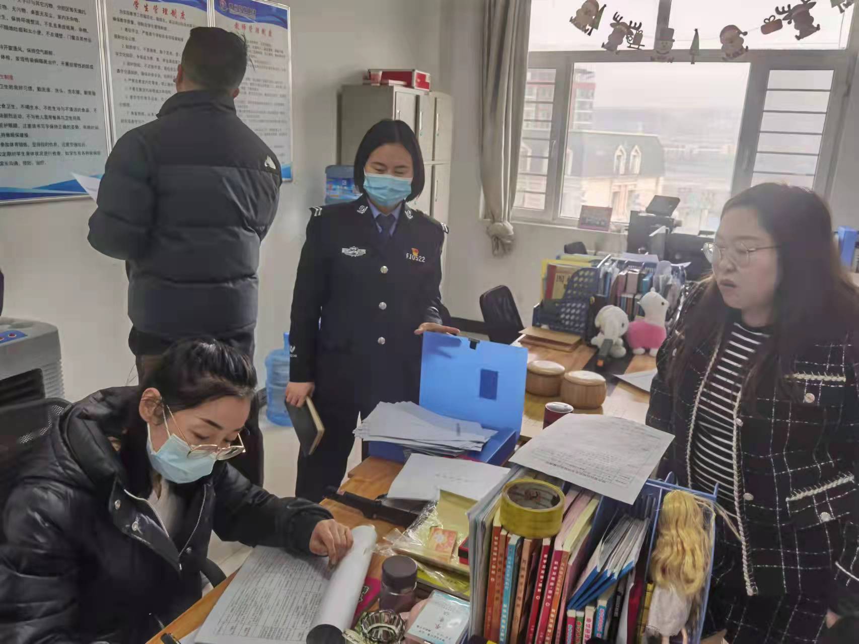 神木公安大柳塔派出所检查校外培训机构