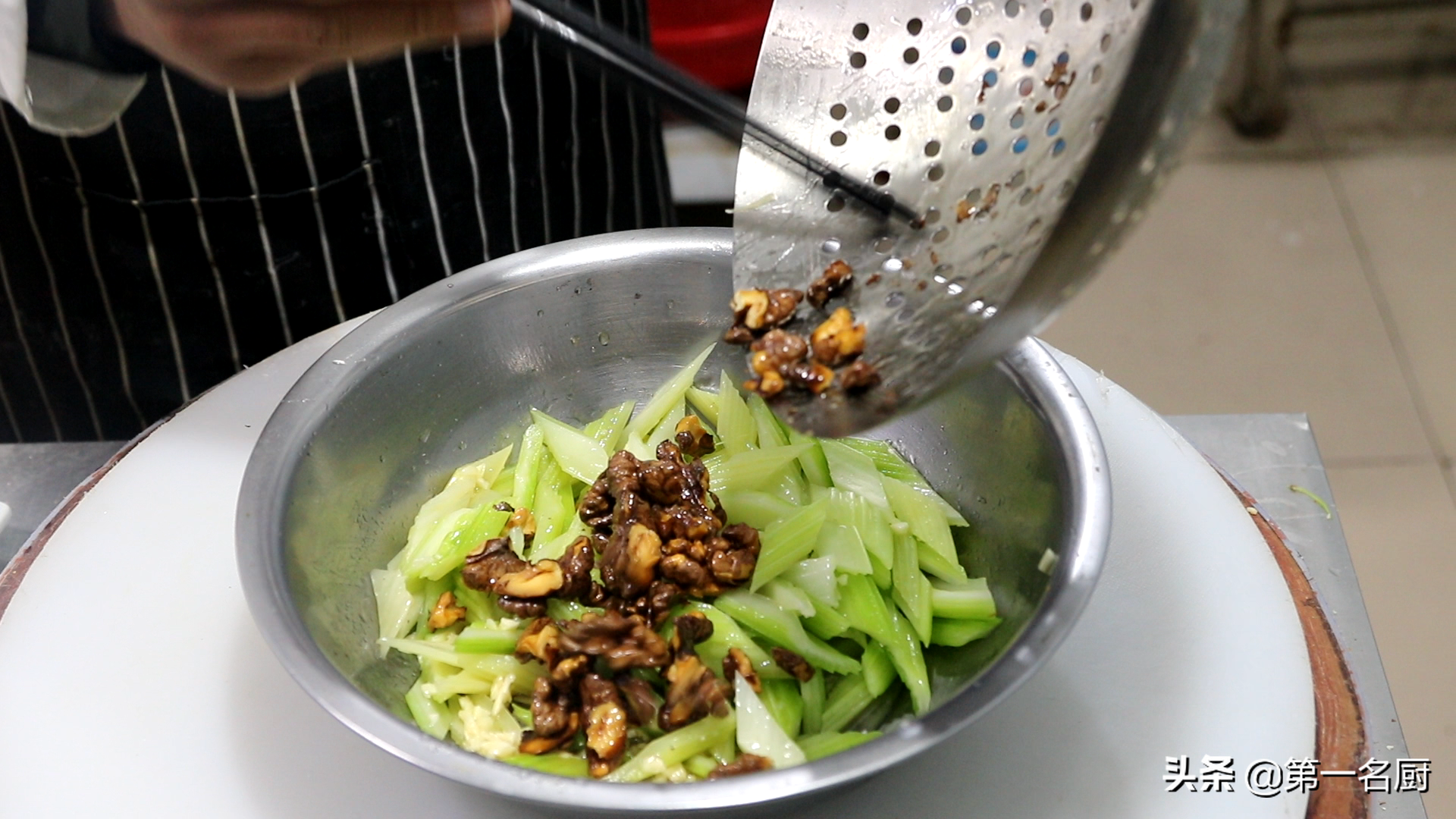 学生补脑有哪些食物_学生补脑健脑食谱