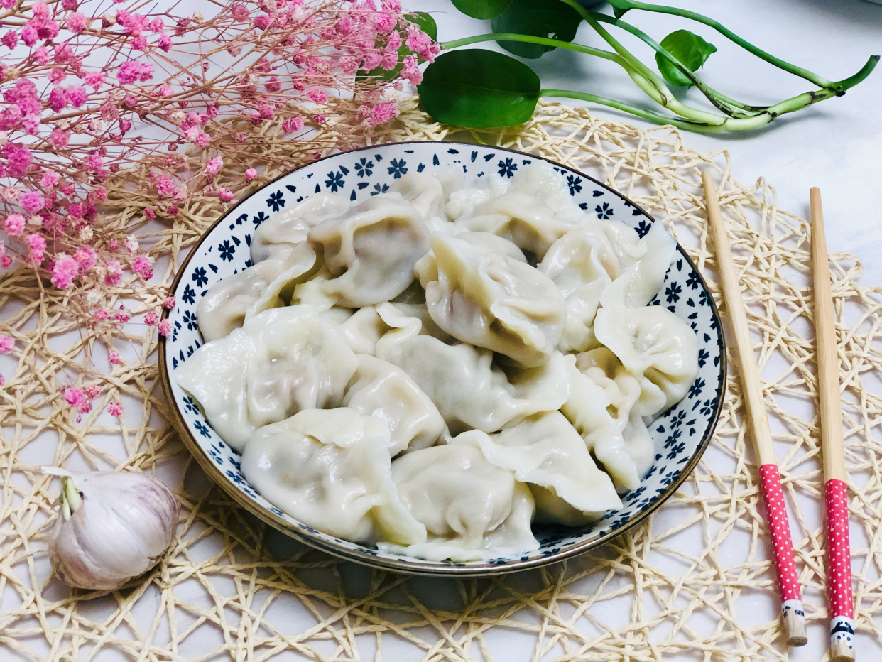 做白菜饺子，最忌用盐杀水，教你饺子馆不外传的配方，香极了