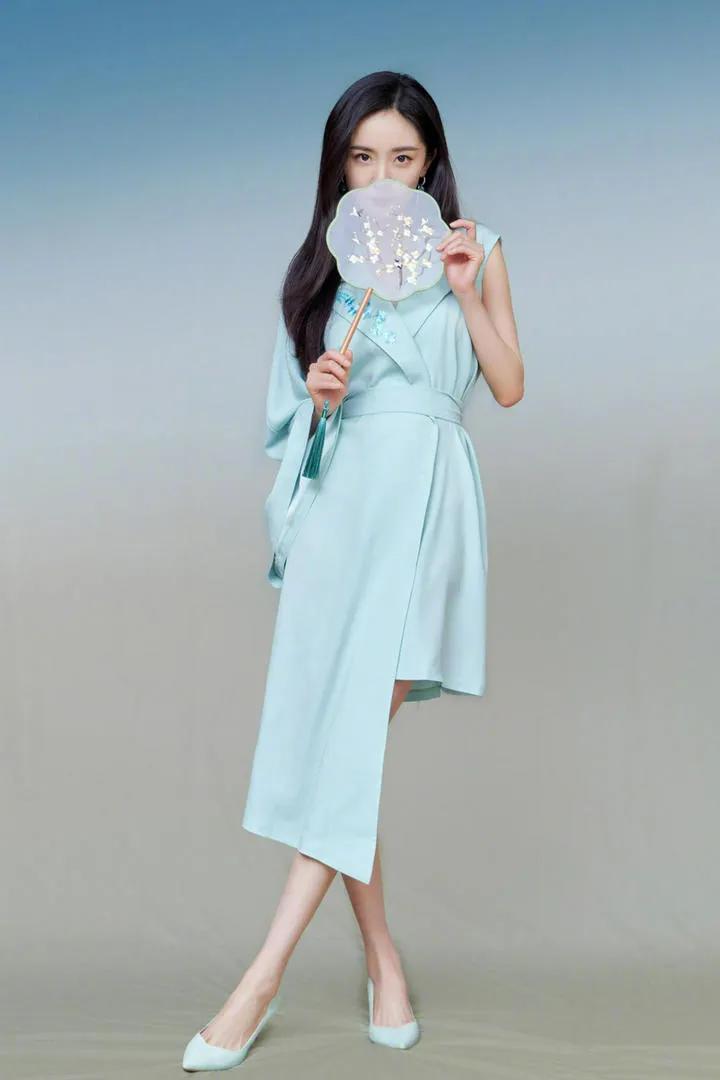 杨幂裙子真漂亮