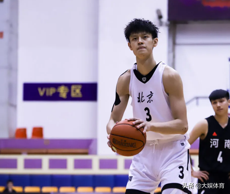 曾凡博因伤无缘NBA全明星(期望越大，失望越大！曾凡博无缘NBA也是情理之中的事情)