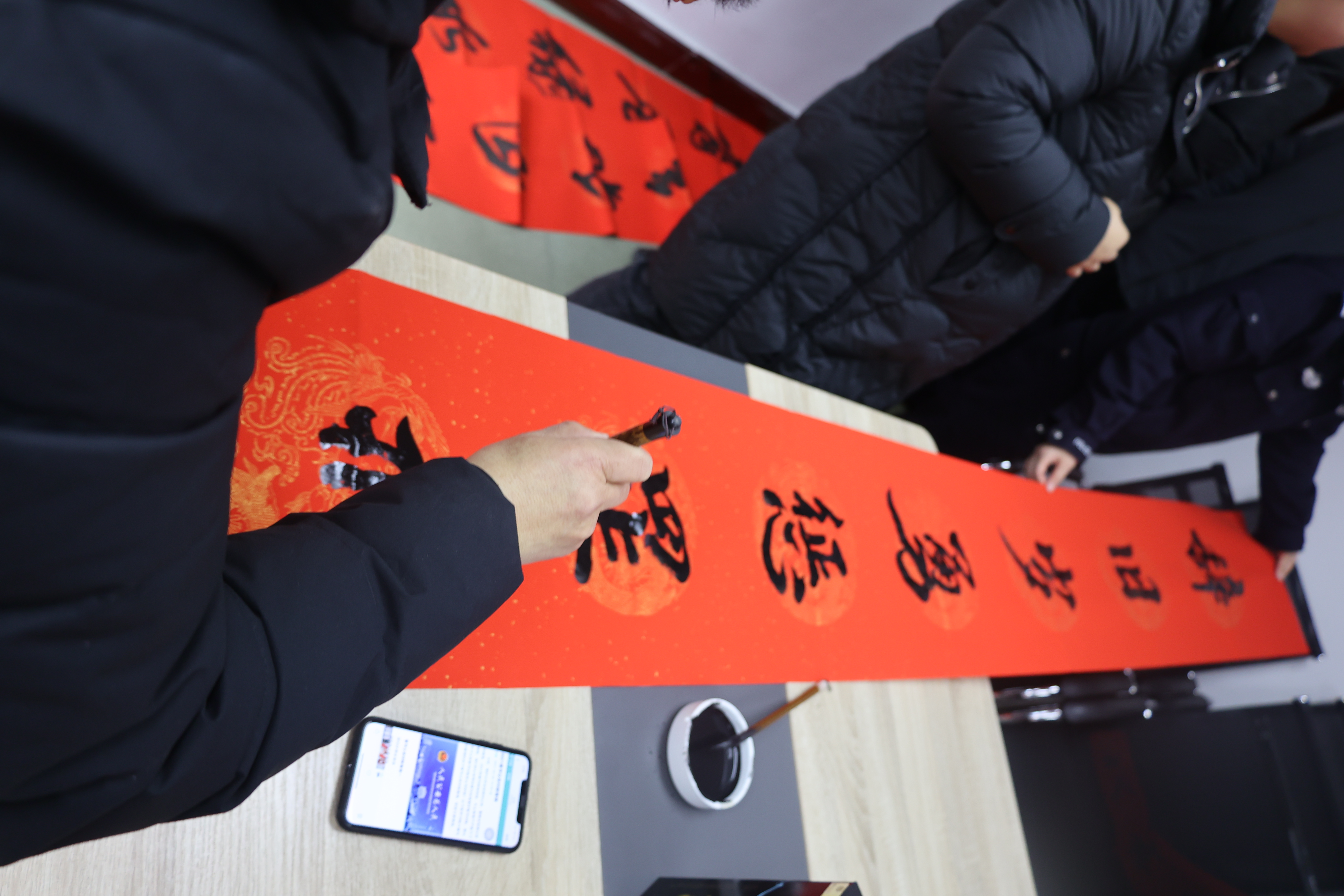略阳县公安局：迎虎年新春 送暖心祝福