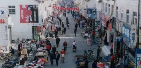 山东黑老大徐宗涛：审判卷宗拉一车，400证人材料，坏两台复印机