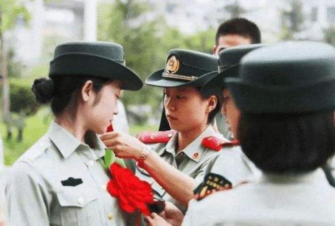 大学生迎来3个“就业政策”，找工作变得更容易，毕业生松了口气