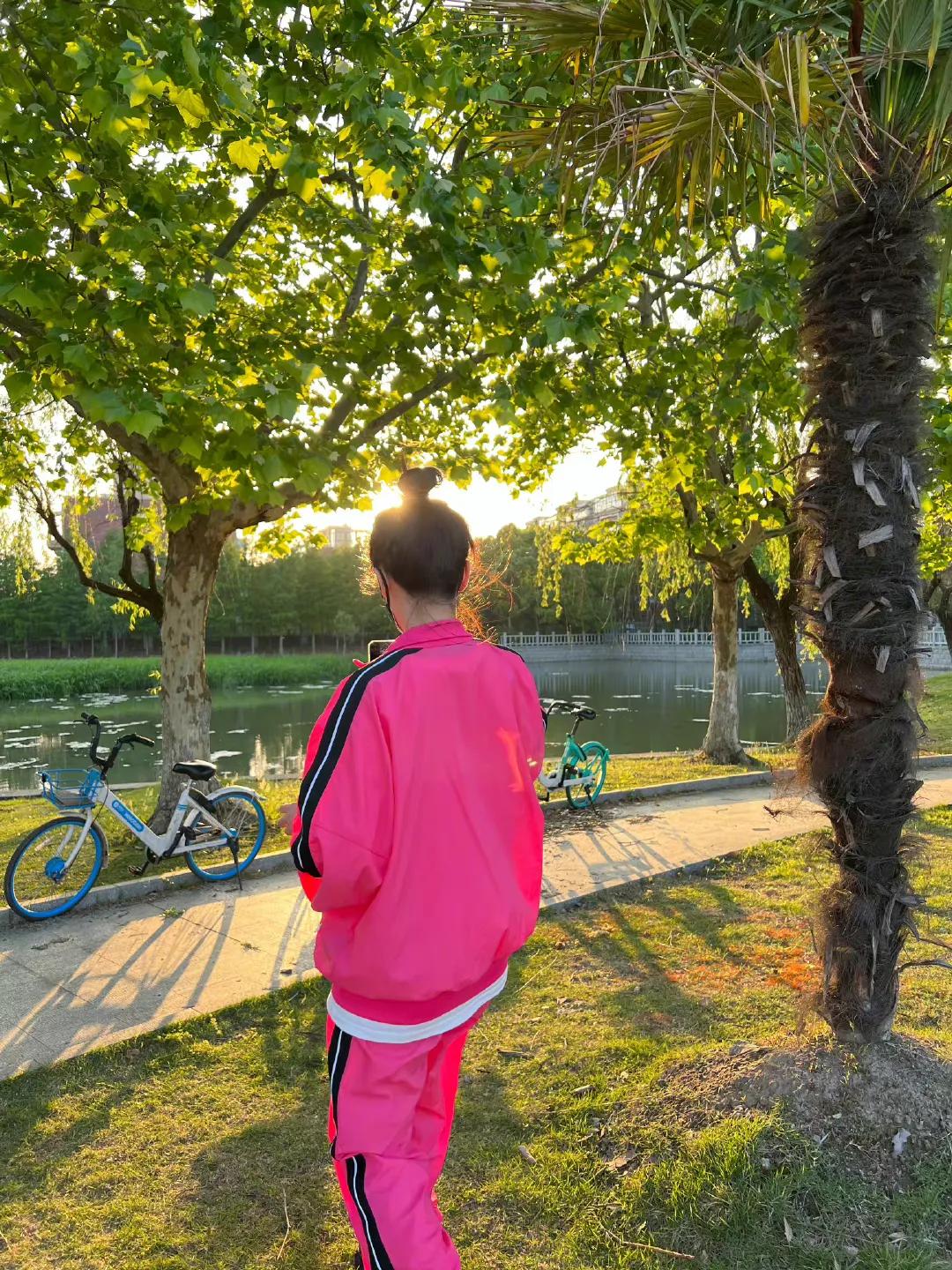 阚清子近期穿搭