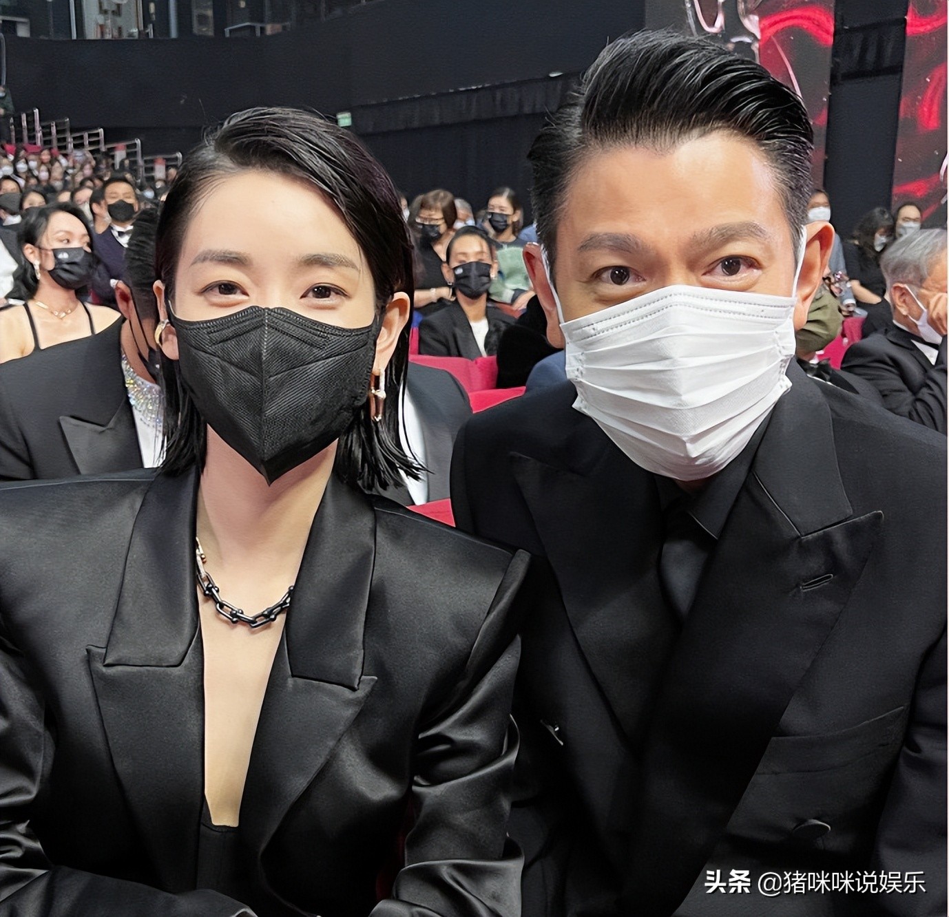 四哥谢贤以86岁高龄捧影帝，风光背后藏着老年生活的孤独落寞