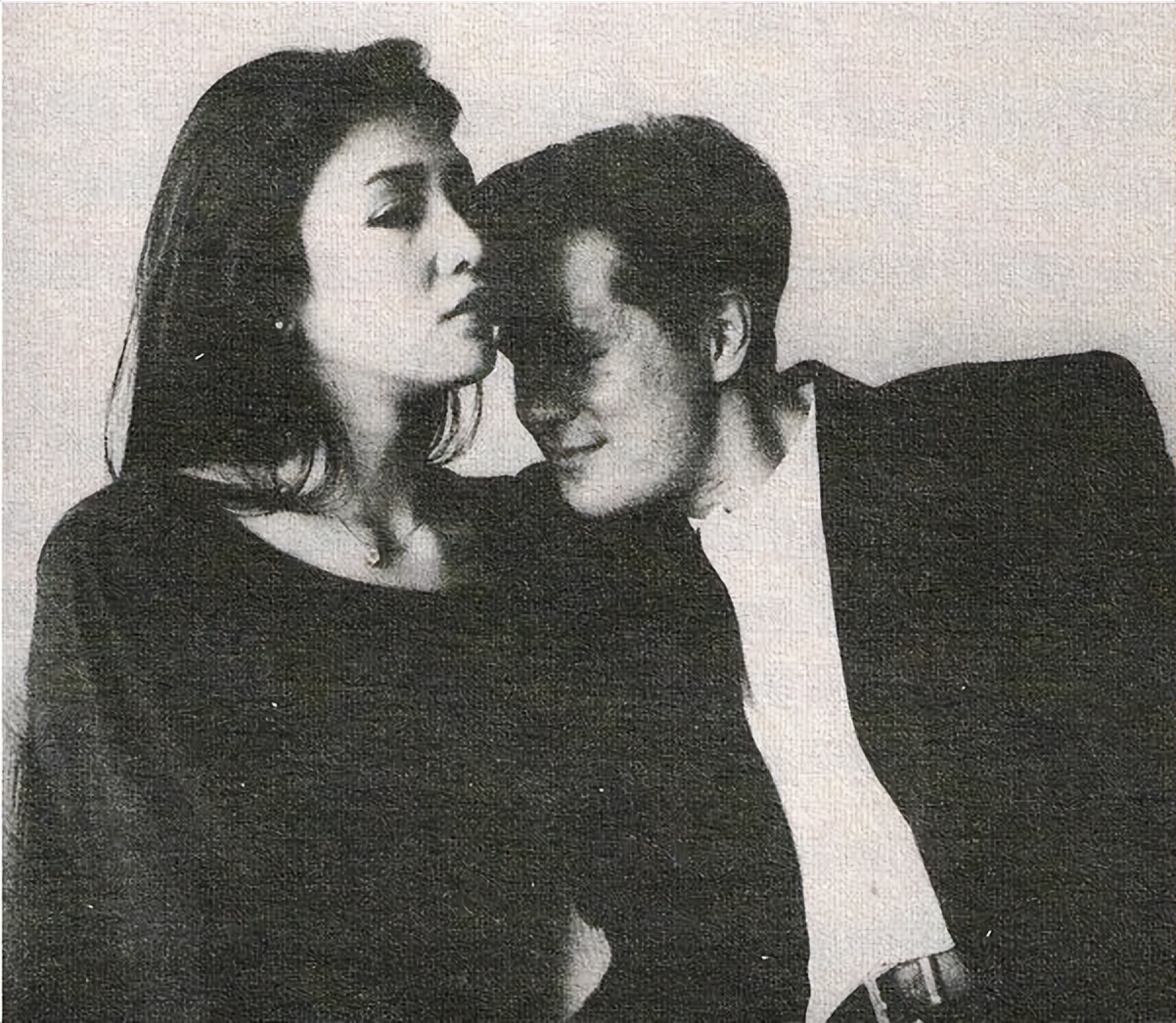 “香江奇女”郑裕玲：两段感情耗费26年青春，64岁未婚没孩子