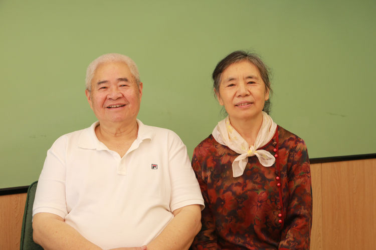 几载铁兵集蓉城，一朵绿花续军魂。 美篇制作：张淑芬