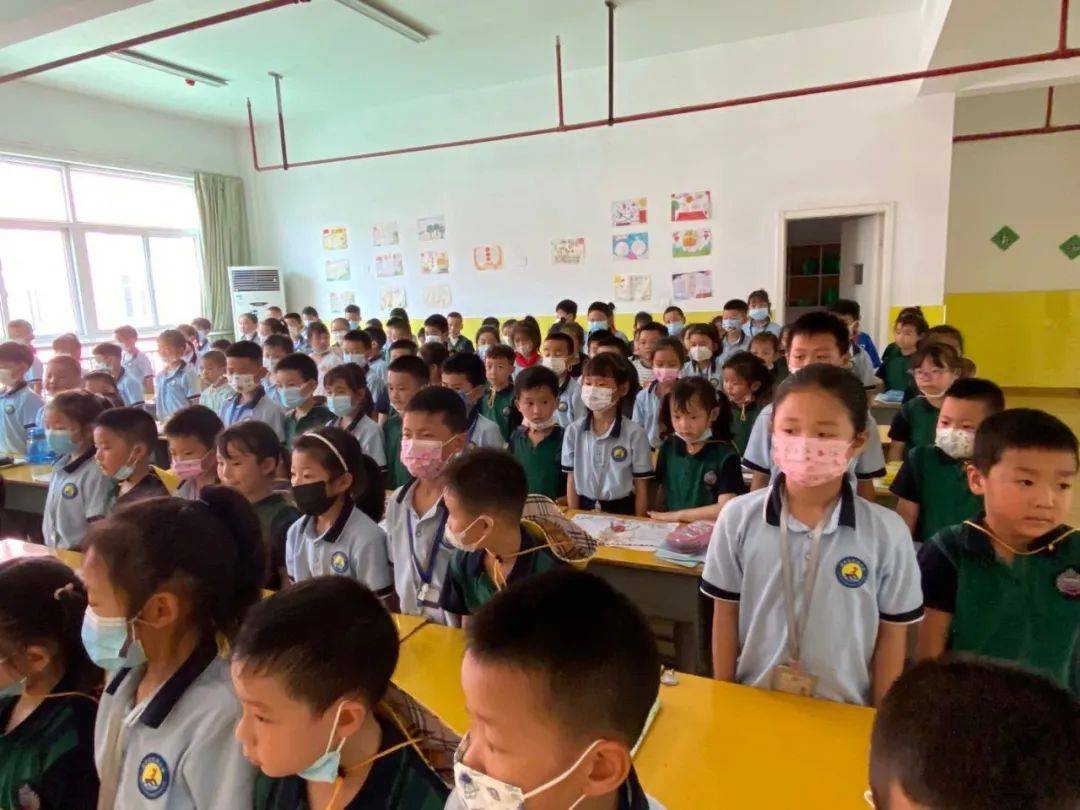 《你好，小学》—诺亚舟中联壹城幼儿园（大班走进军民小学参观）