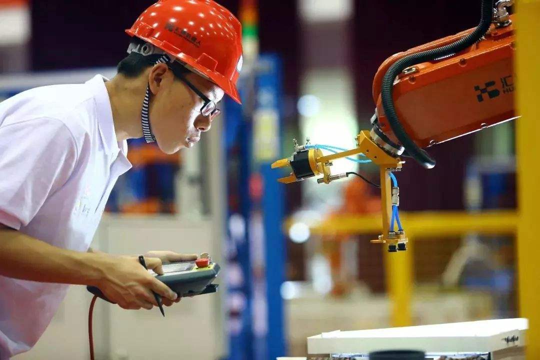 致未来的孩子们！上大学不再只是高考这一条路，职业教育大有可为