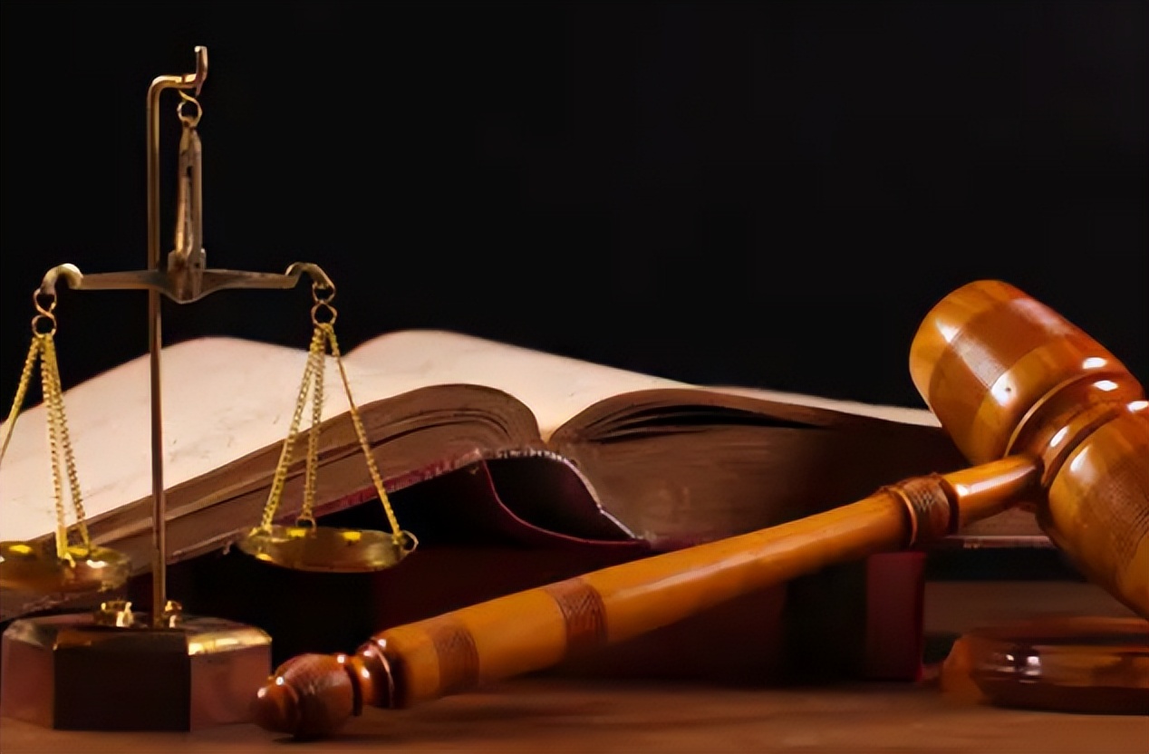 公务员晒“辞职信”走红，引发网友共鸣，辞职理由值得深思