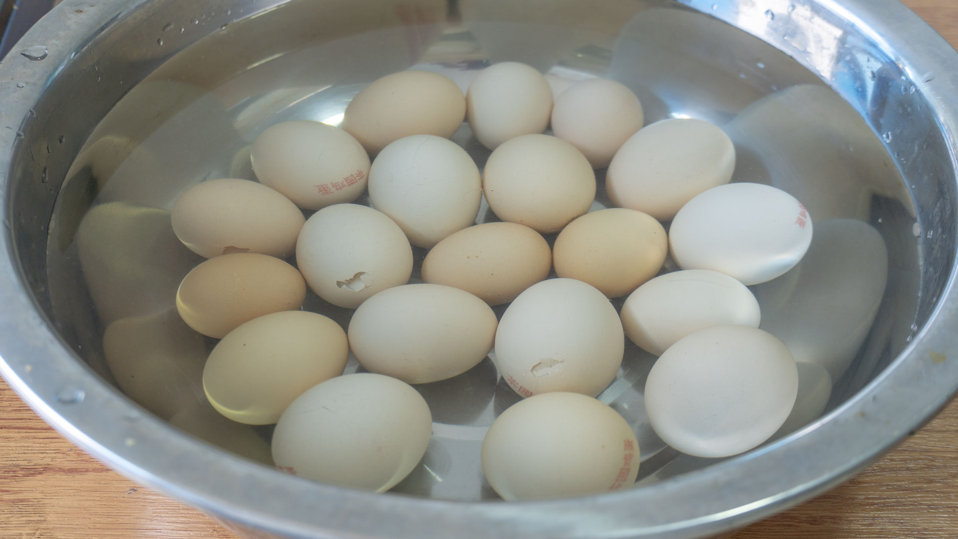 比乡巴佬还好吃的卤蛋，做法简单，口感Q弹，卤香浓郁，吃不腻