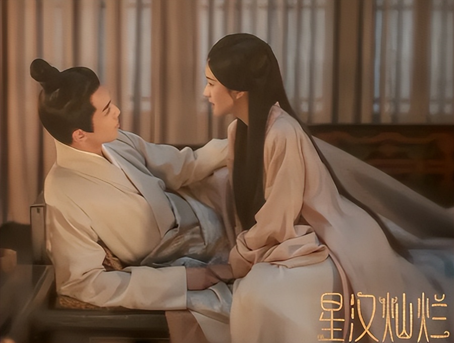 开播热度第一，吴磊赵露思原声台词获赞，鬼吹灯系列导演又一王炸