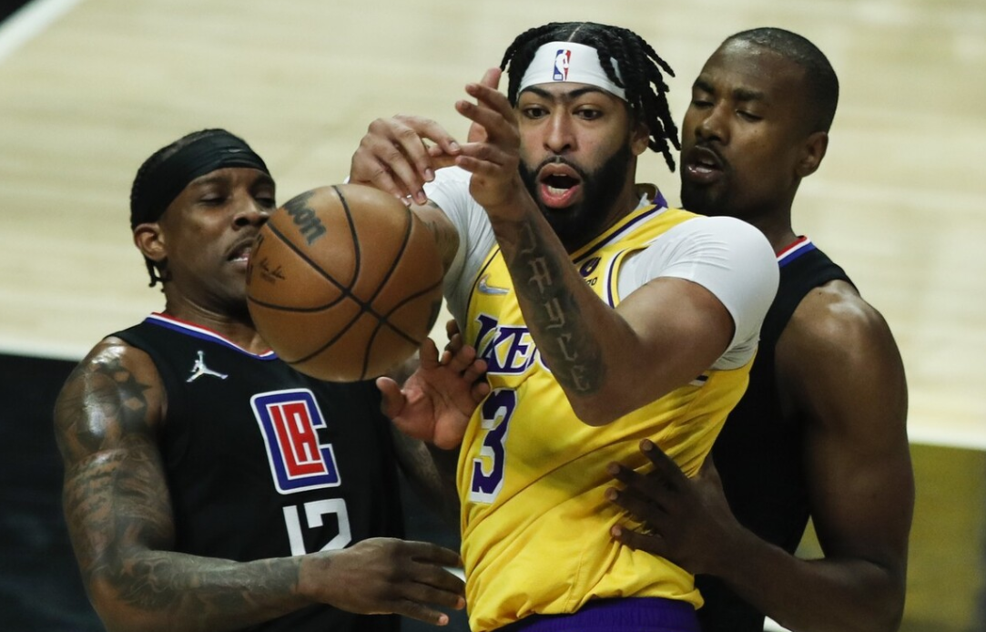 NBA排名：公牛太阳齐输球，湖人五战四败仍第九，勇士八连胜第二