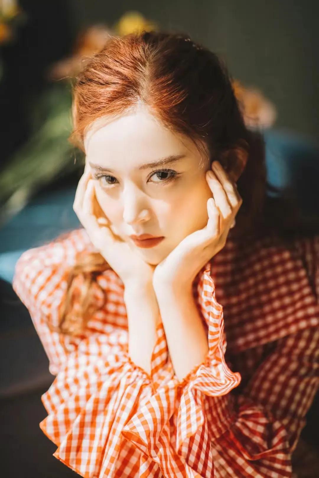 谁说格子套装土气？穿对了时尚大气，穿错了确实土掉渣