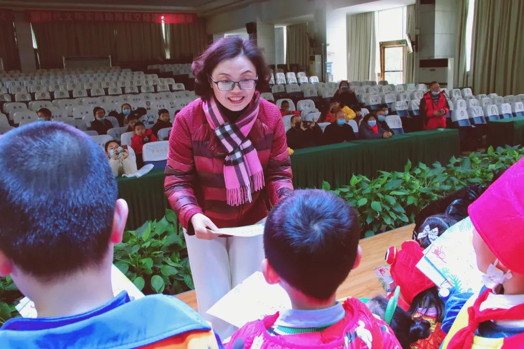 双流区棠湖小学丨“我穿越到童话世界了，请不要叫醒我”