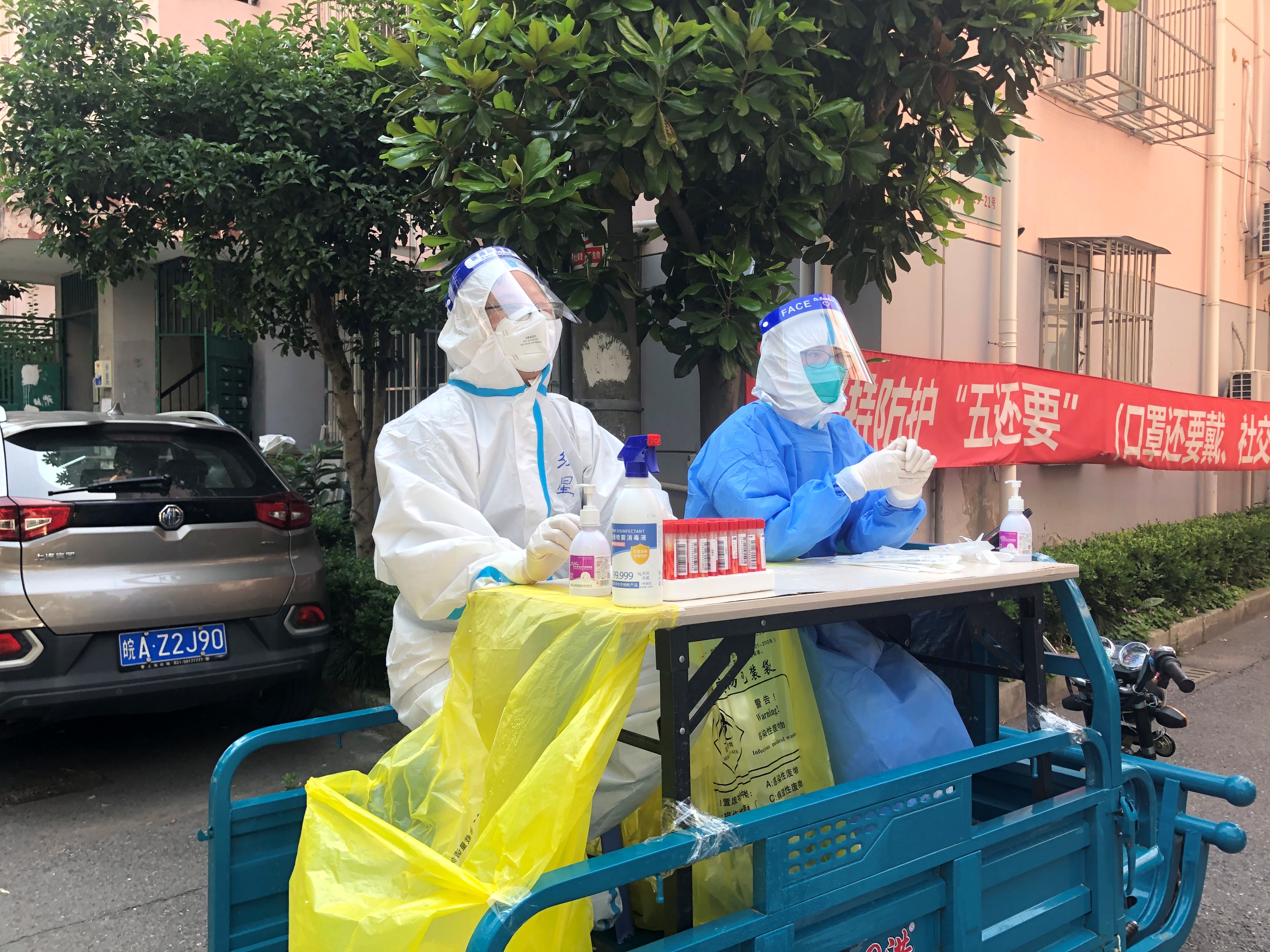 致敬疫情下白衣天使的祝福语10句，赞美大白们的祝福语