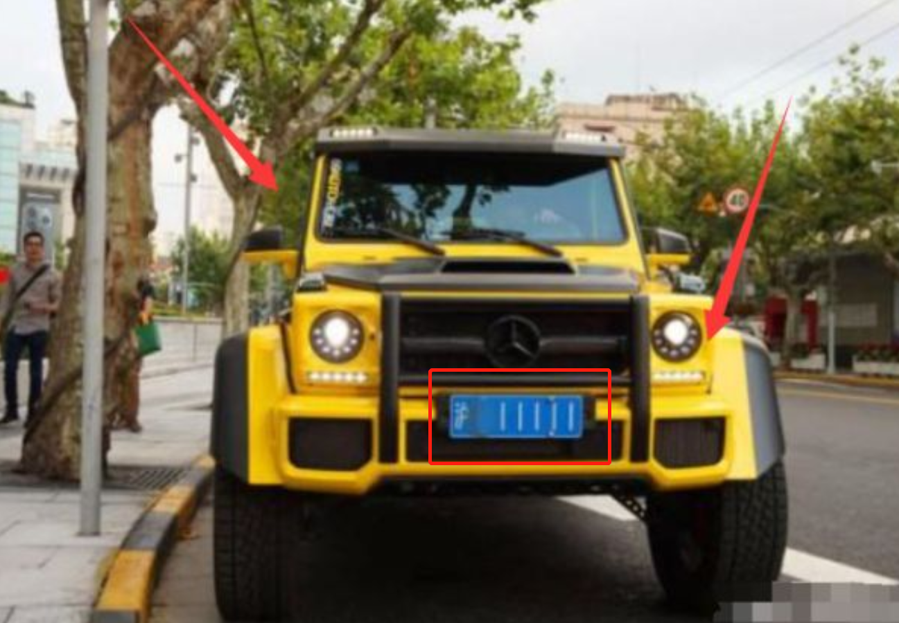 国内第一台迈巴赫G650，价值超2000万，车牌显露车主实力