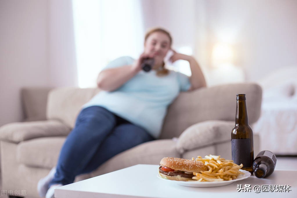 50歲以上的女性，不想被肥胖和疾病“盯上”，這4件事別漏做了