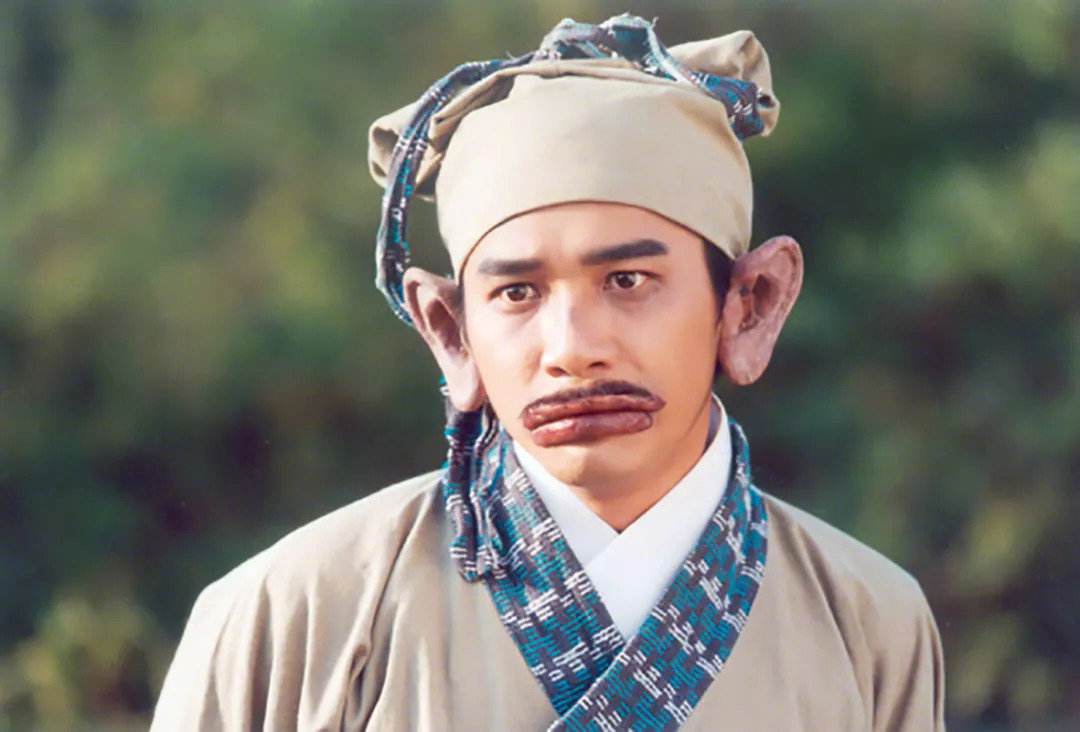 大龅牙、香肠嘴、丑到认不出！这9位扮丑的演员真让人“恶心”