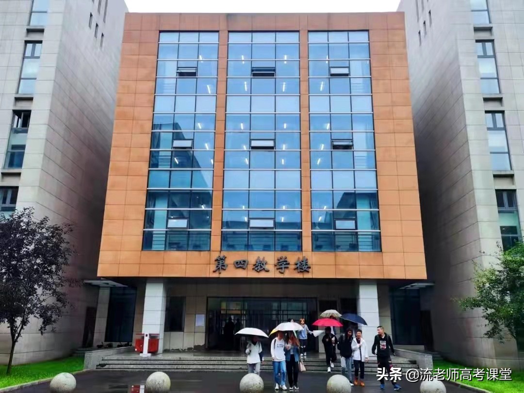 招生比较给力的2所大学，考上不愁就业，高考580分的考生可了解