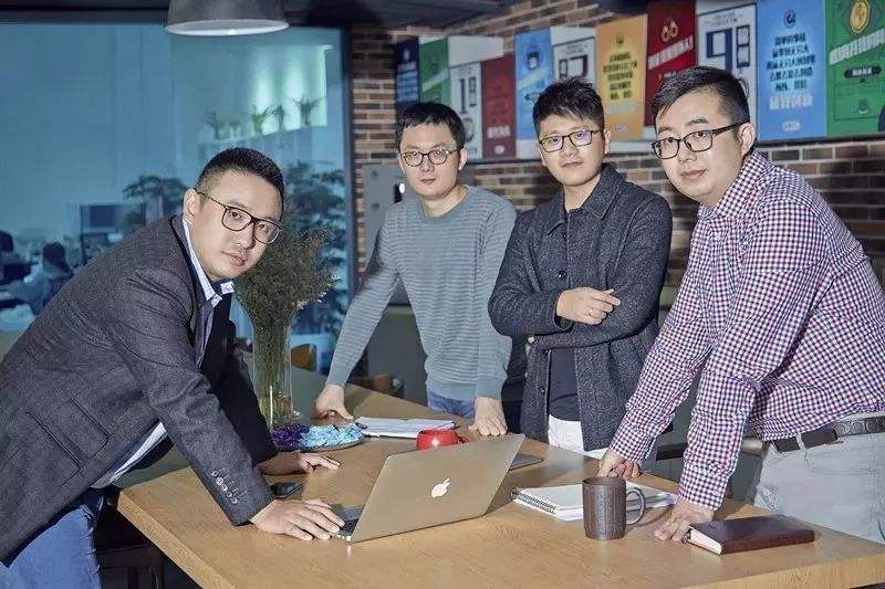 张旭豪：33岁将公司卖给马云套现665亿，如今再创传奇