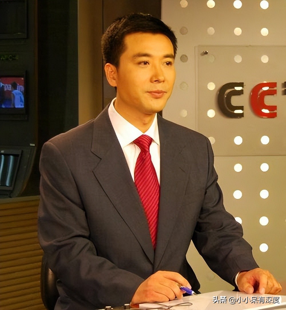 央视国脸郭志坚近况，他隐藏多年的妻子曝光，儿子也是一位帅小伙