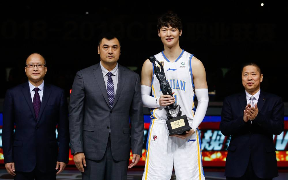 cba外援为什么拿不了mvp(谁是CBA历史最差常规赛MVP？)