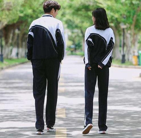 中国校服排行榜，深圳校服喜提榜首，原来运动服也可以美成这样