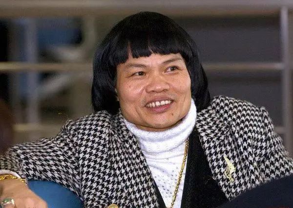 你会介意另一半丑吗？这7位丑男演员告诉你：男人丑点不怕