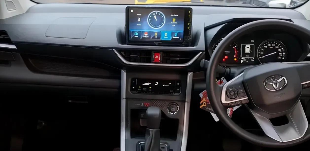 丰田新款7座MPV发布，配5座7座，入门混动，约合人民币9.8万起