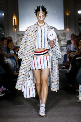 CNN记录巴黎时尚周2023年春季服装SHOW