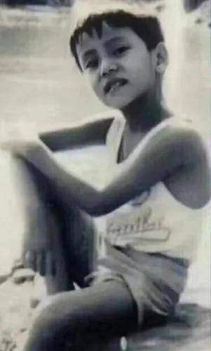 盘点PK各大明星小时候的照片，你能认出几位来