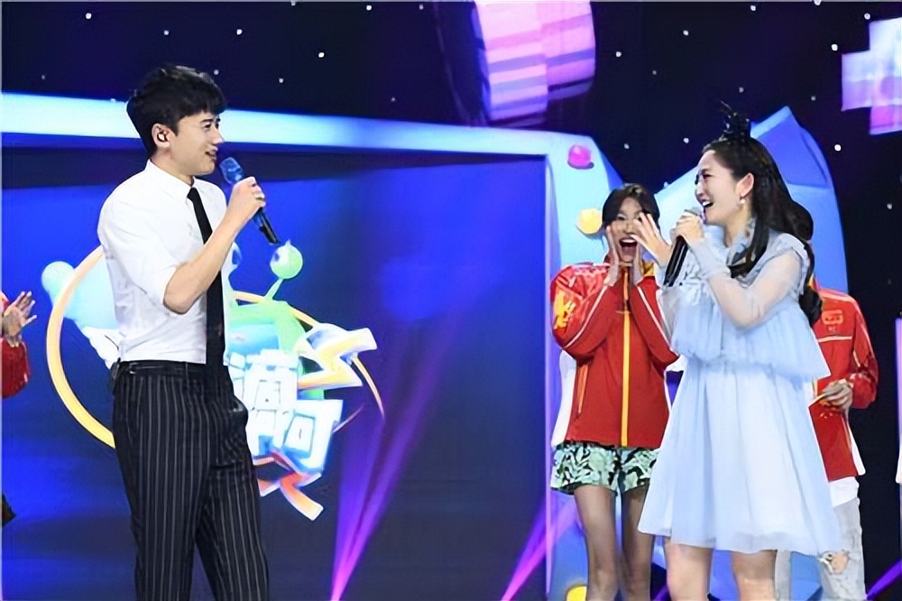 优秀全靠搭档，单飞一落千丈，拆伙就不行的主持名嘴们，能怪谁