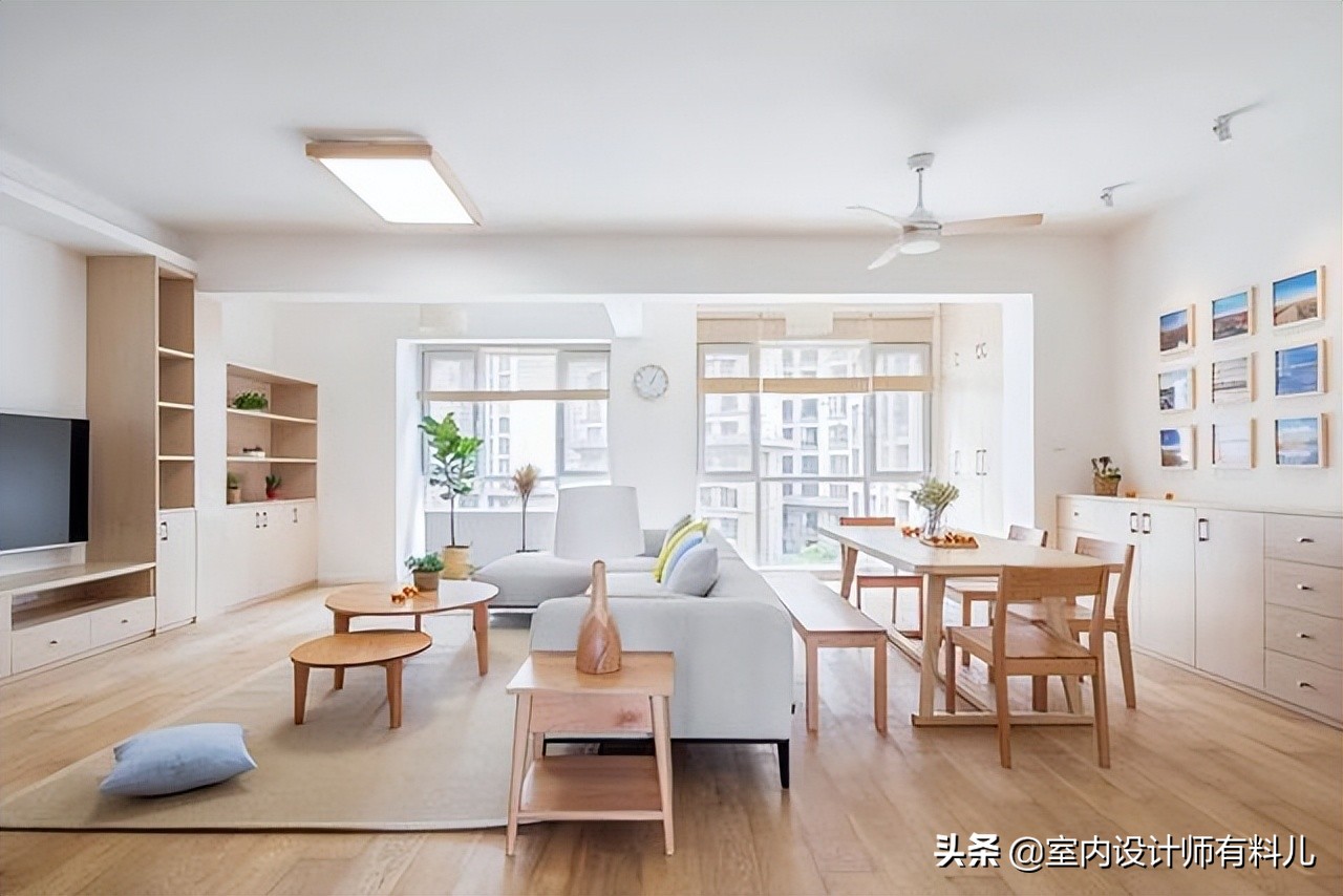 三面落地玻璃阳台装修设计，采光通透尽享户外风景