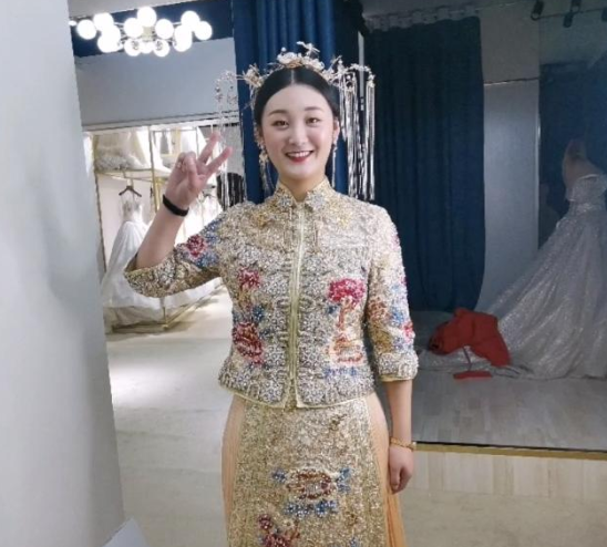 大衣哥联手儿媳炒作不动声色夺回拉面哥人气背后有高人指点