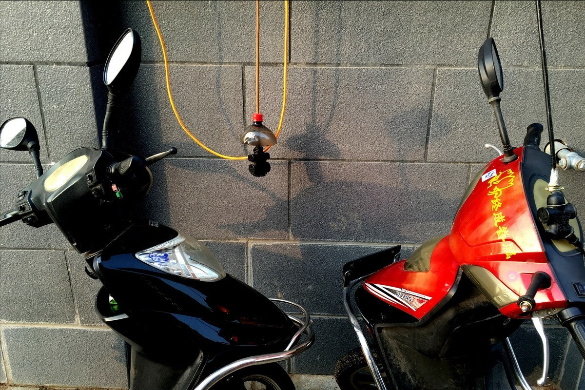 夏天如何提高電動(dòng)車的電池壽命，三點(diǎn)充電方式要記牢，別再充錯(cuò)了