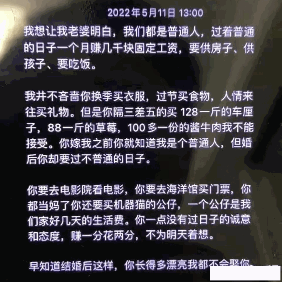 小黑你倒是也跳呀，咱俩出来嗨呀，光看着我干什么