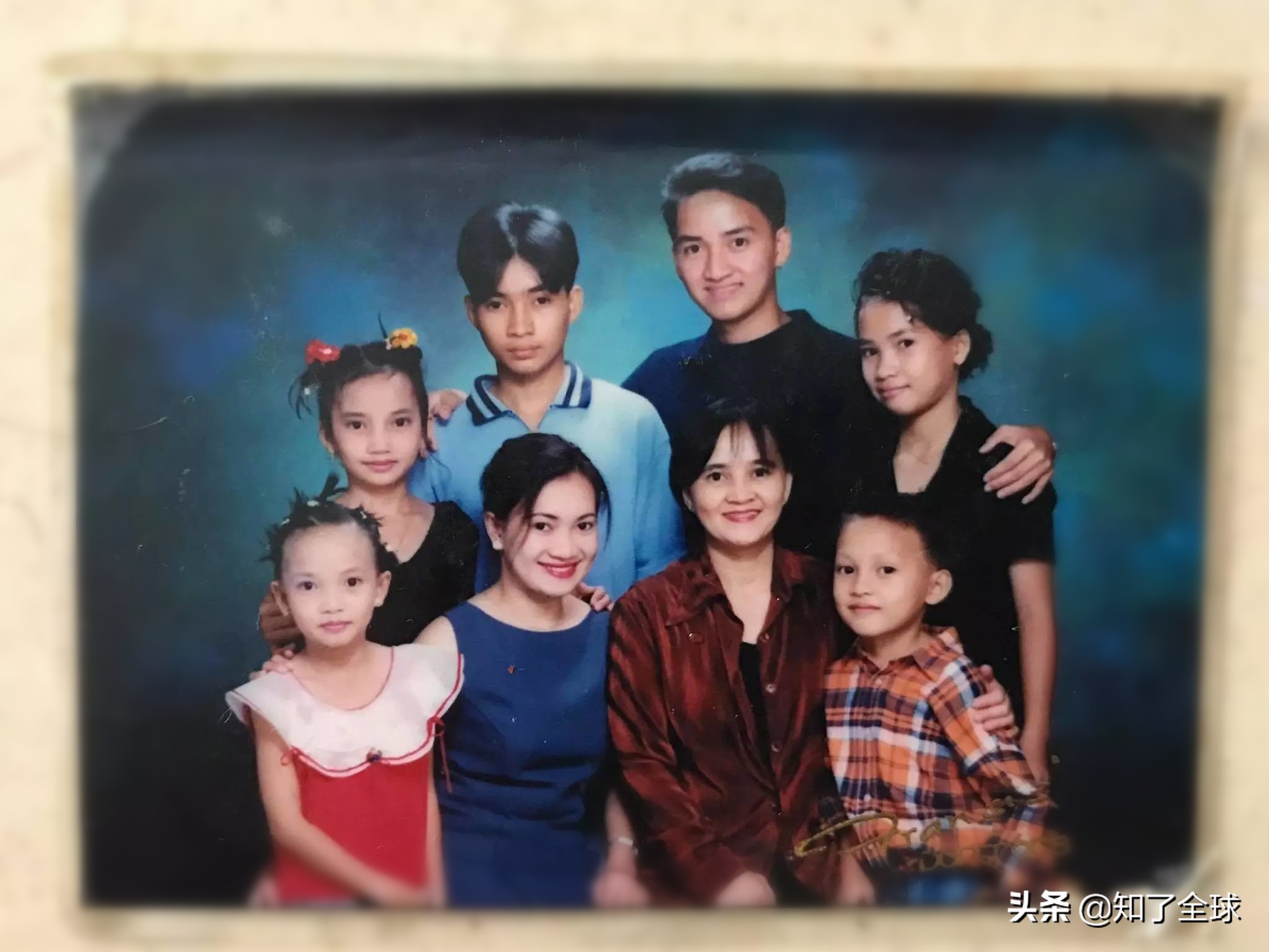 菲律宾美女精致的面容、凹凸的身材，还有一个人们都喜欢的优点