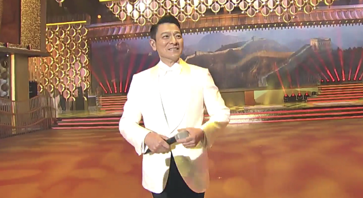 香港回归晚会这9位港星的高光时刻，揭开了娱乐圈3条关键成功法则