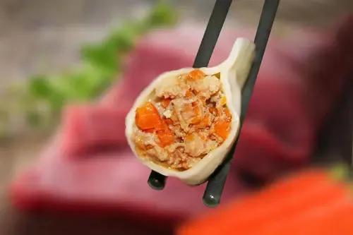 胡萝卜牛肉饺子馅的做法（居家必备的8款饺子馅详解）