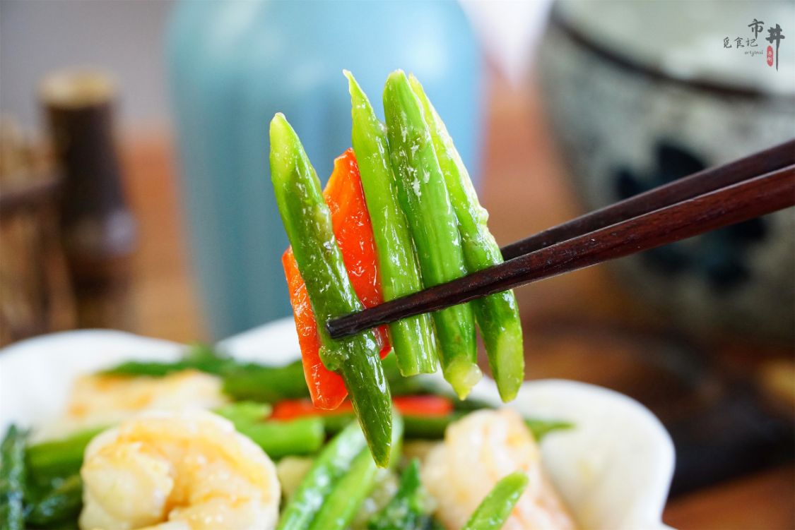 膳食纖維被稱為“長壽營養素”，春天的“菜王”含量高，建議多吃