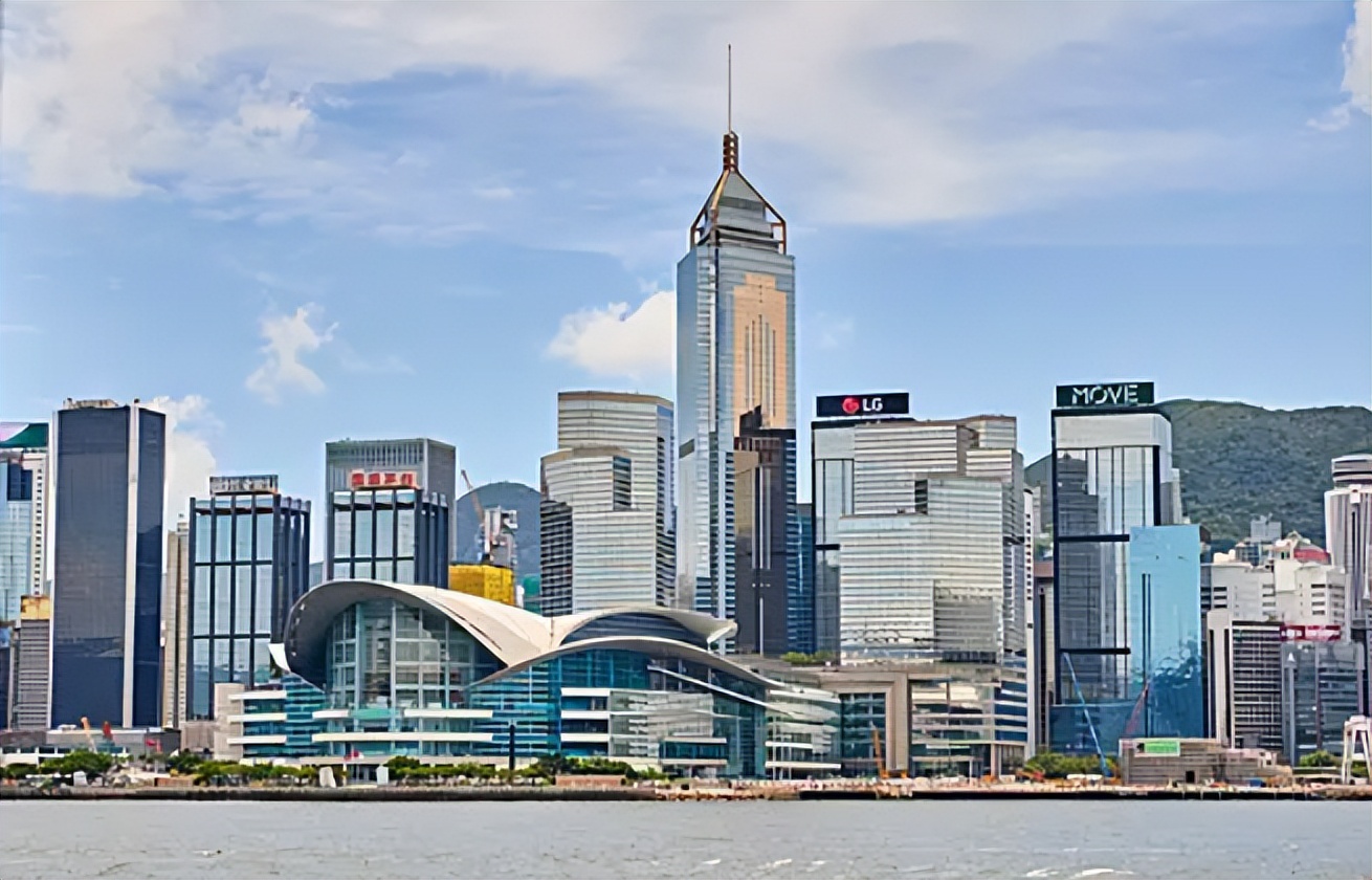 英国为什么不放弃阿根廷马岛(英国同阿根廷开战抢夺马岛，却主动将香港还给了中国)