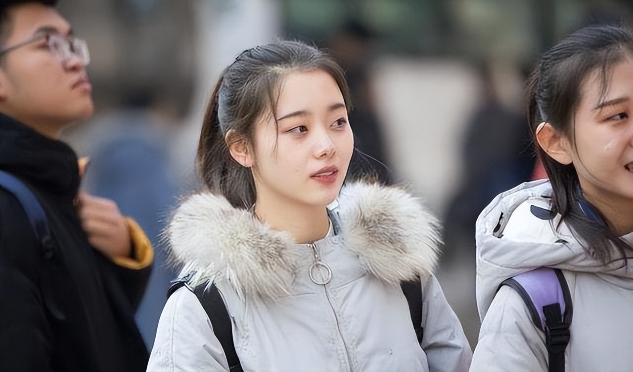 2022高考人数出炉，河南依旧高居榜首，学生表示太难了