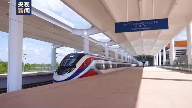 感染链延长！又一地本土确诊+1，2人初筛阳性丨我国疫情防控进入第三阶段丨故宫年票紧急停售