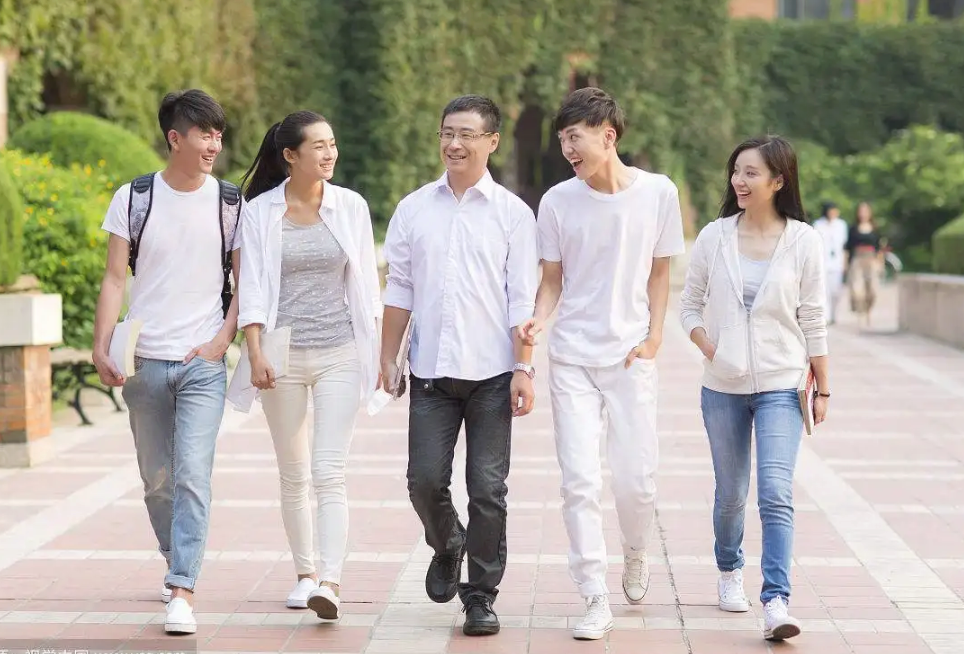 一所“心里苦”的211大学，毕业即可包分配，为何学生却不愿去？