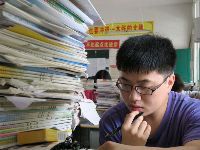 全国顶级高中排名大洗牌，人大附中无缘榜首，衡水中学惹来争议