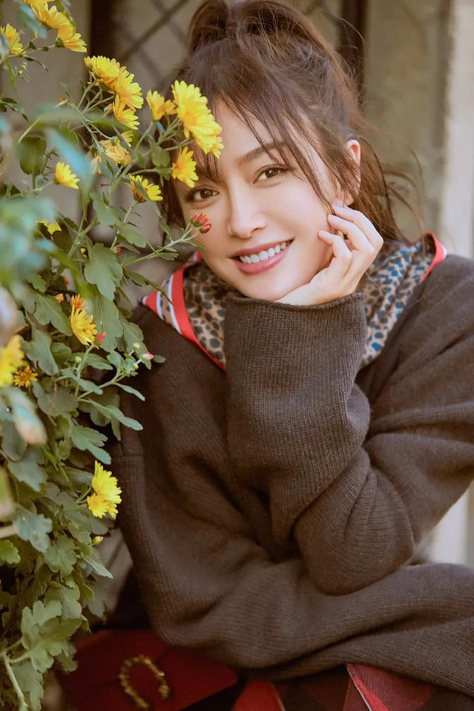 女神秦岚高清大图