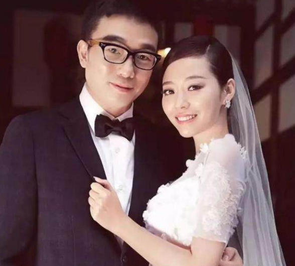 发现华点！黄晓明baby离婚，7年前参加婚礼的明星嘉宾已分了6对