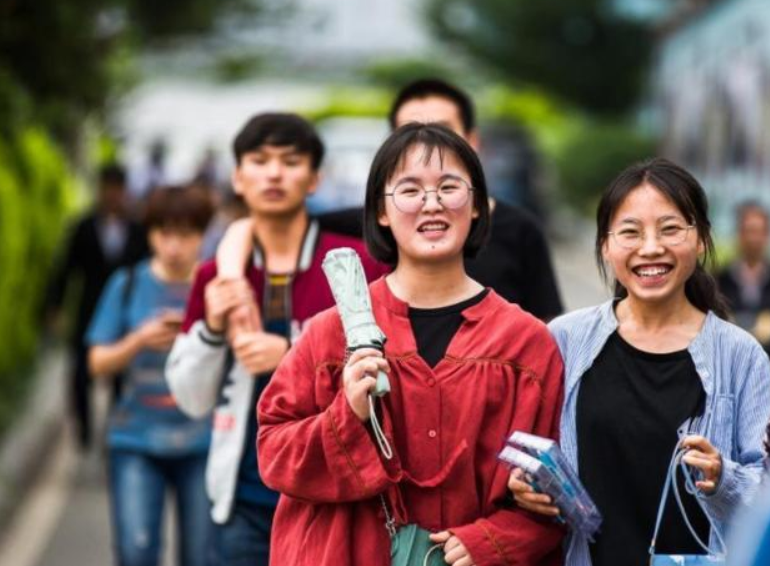 “走单招”上专科很轻松？和参加高考区别很大，学生别不以为然